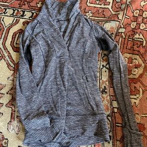 LuLu Lemon long sleeve workout top